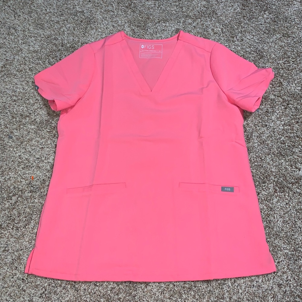 ❌❌SOLD❌❌Neon Pink Figs Top